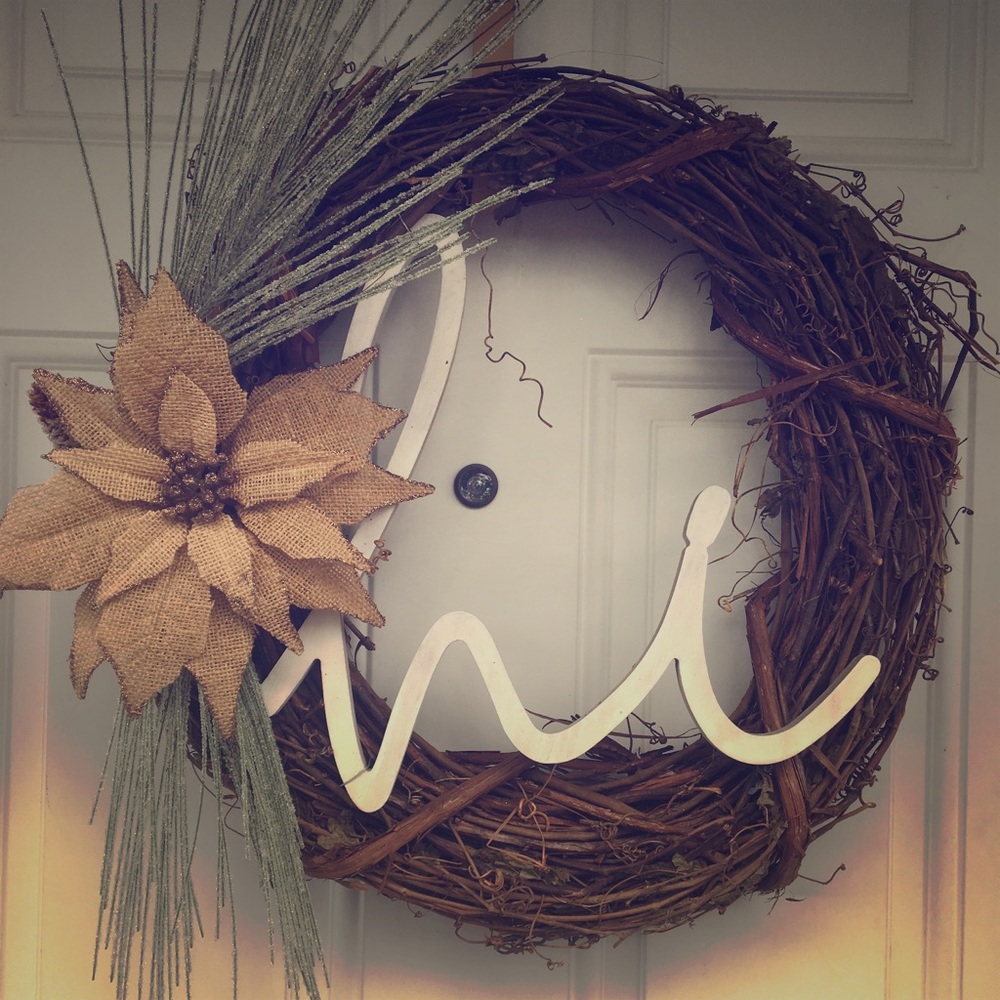 Minimalist Christmas wreath